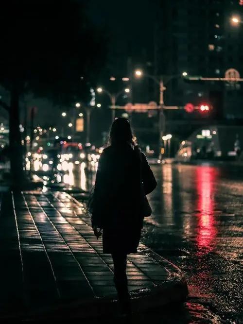 地狱开局我的老婆被骗缅北! 地狱开局我的老婆被骗缅北!